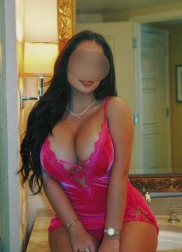 VIP Busty Party Babe. Available for incall and outcalls  Escorts