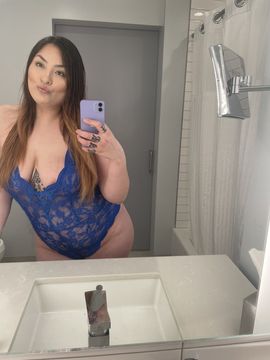 Come see the sexy Khloe  Escorts